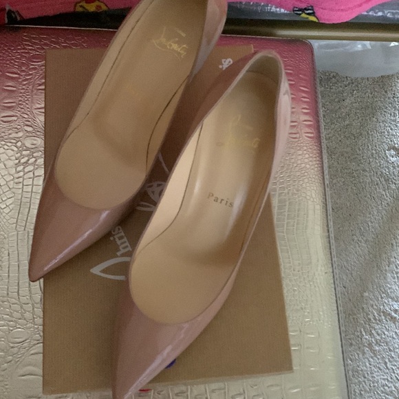 Authentic red bottoms nwt taupe - Picture 5 of 6